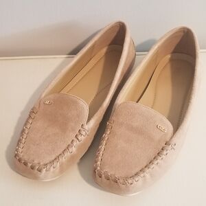 Michael Kors Chic Beige Loafers for Women